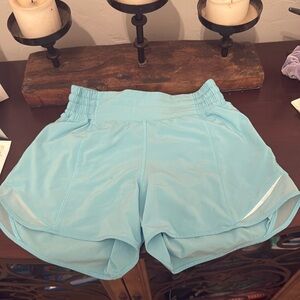 lululemon icing blue hottie hots size 4 high rise